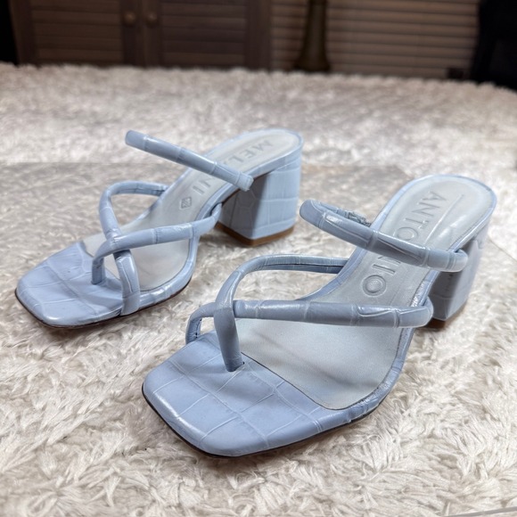 Melani Antonio Shoes - Antonio Melani Heels Women's 5M Light Blue Croc Block Heel Thong Sandals Party